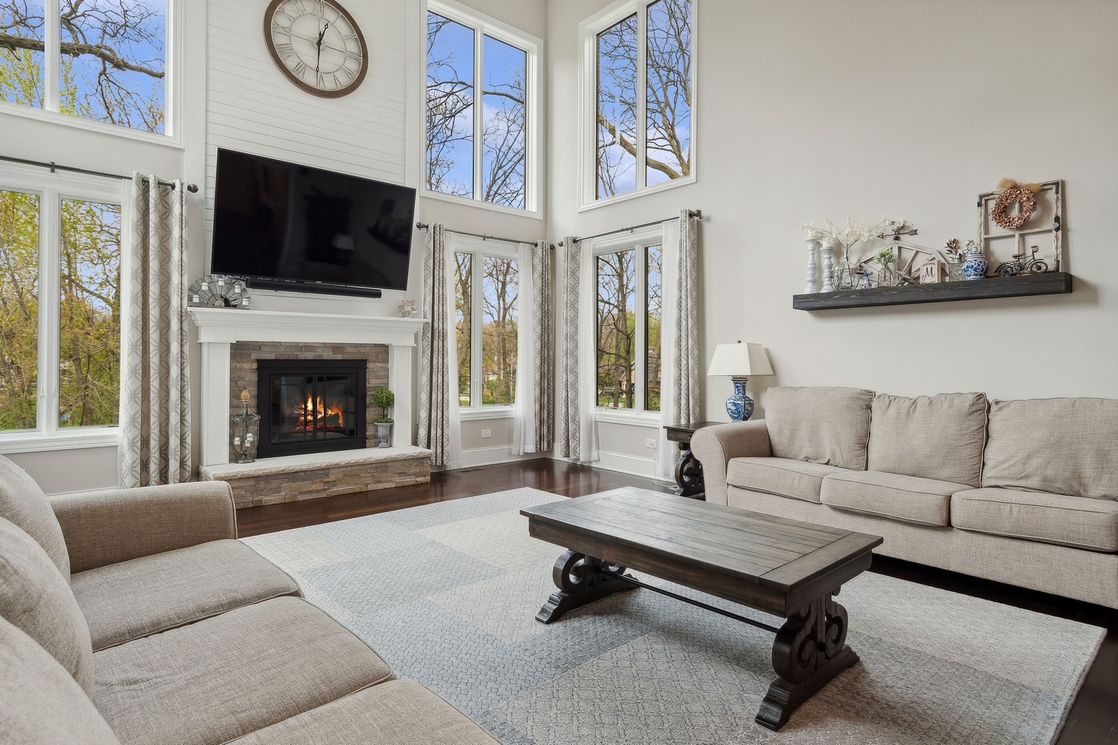 3708 Douglas Road