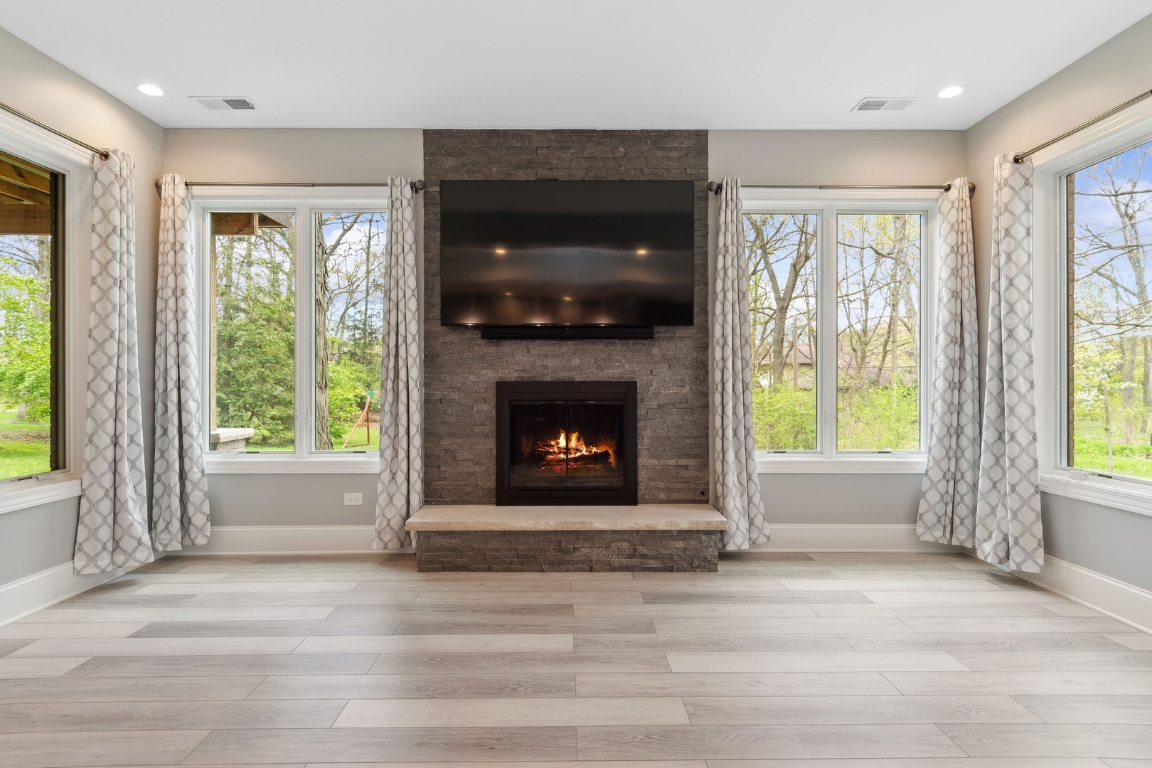 3708 Douglas Road