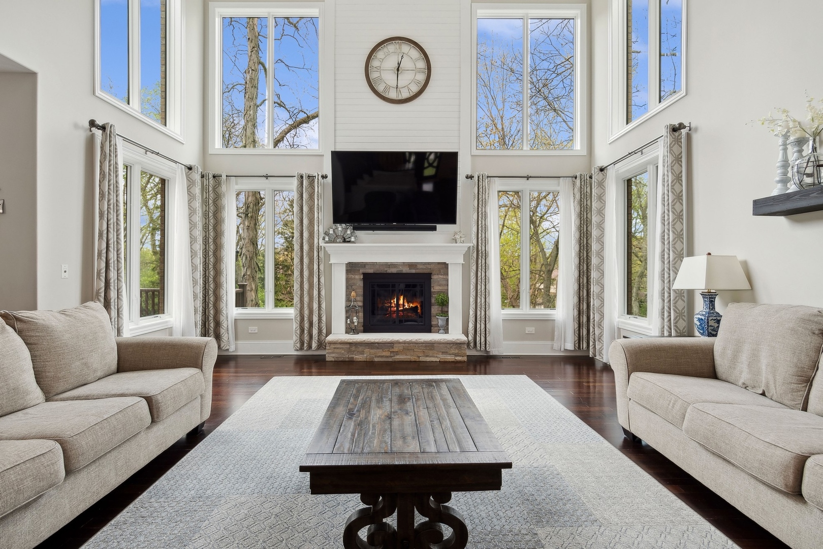 3708 Douglas Road