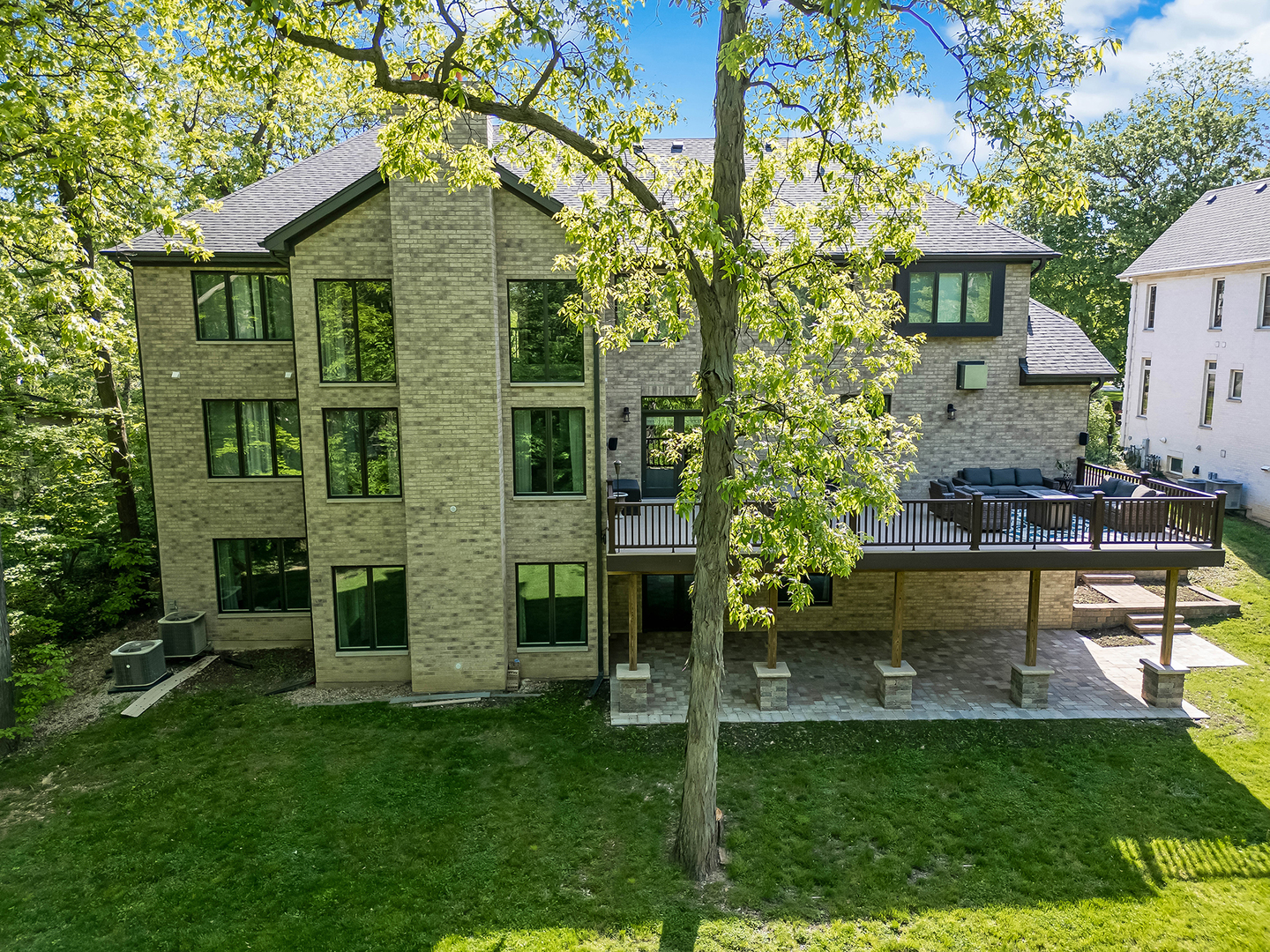 3708 Douglas Road