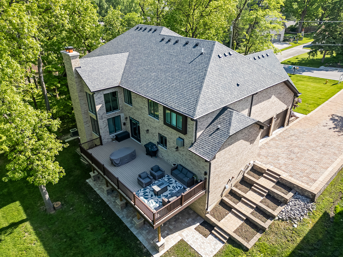 3708 Douglas Road