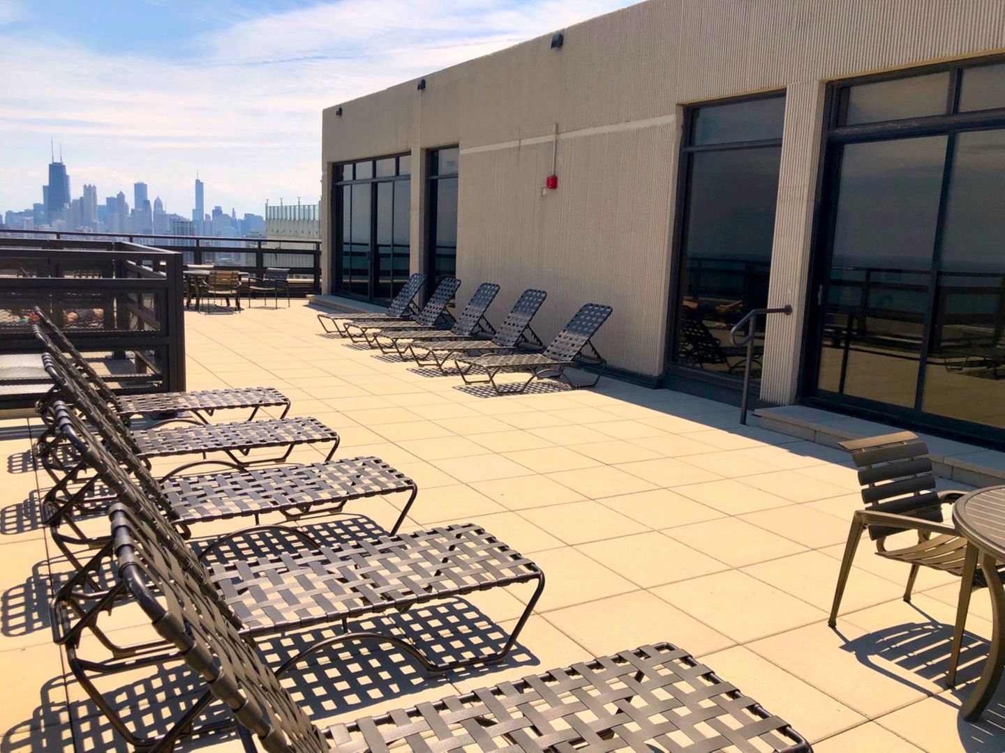 2650 N Lakeview Avenue Unit: 2508