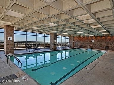 2650 N Lakeview Avenue Unit: 2508