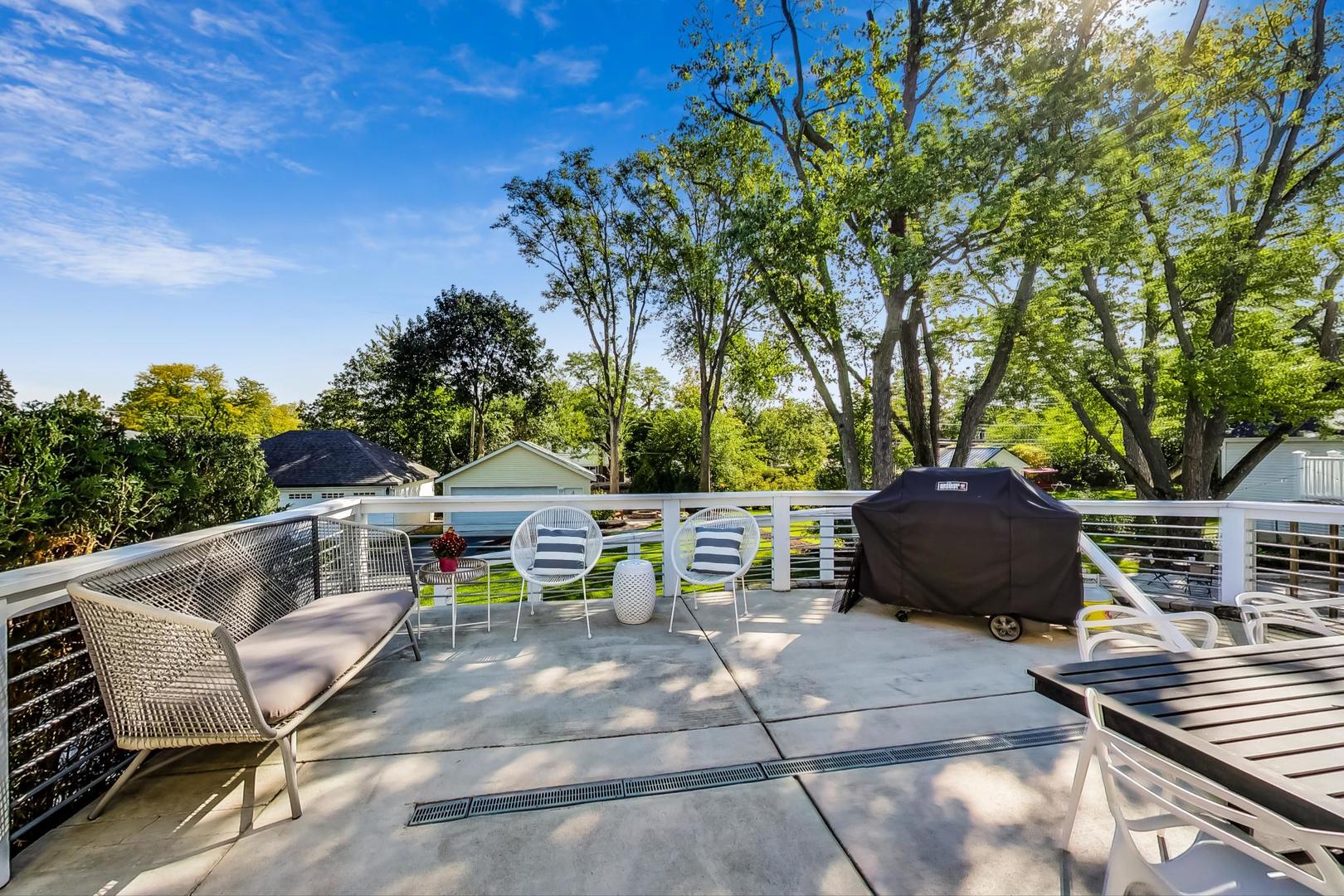 385 Grandview Avenue