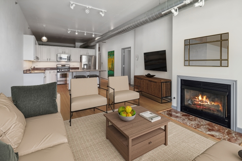 125 E 13th Street Unit: 709
