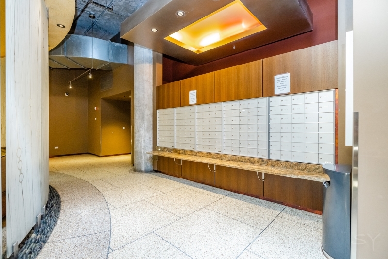 125 E 13th Street Unit: 709