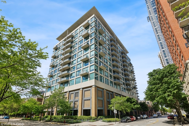 125 E 13th Street Unit: 709