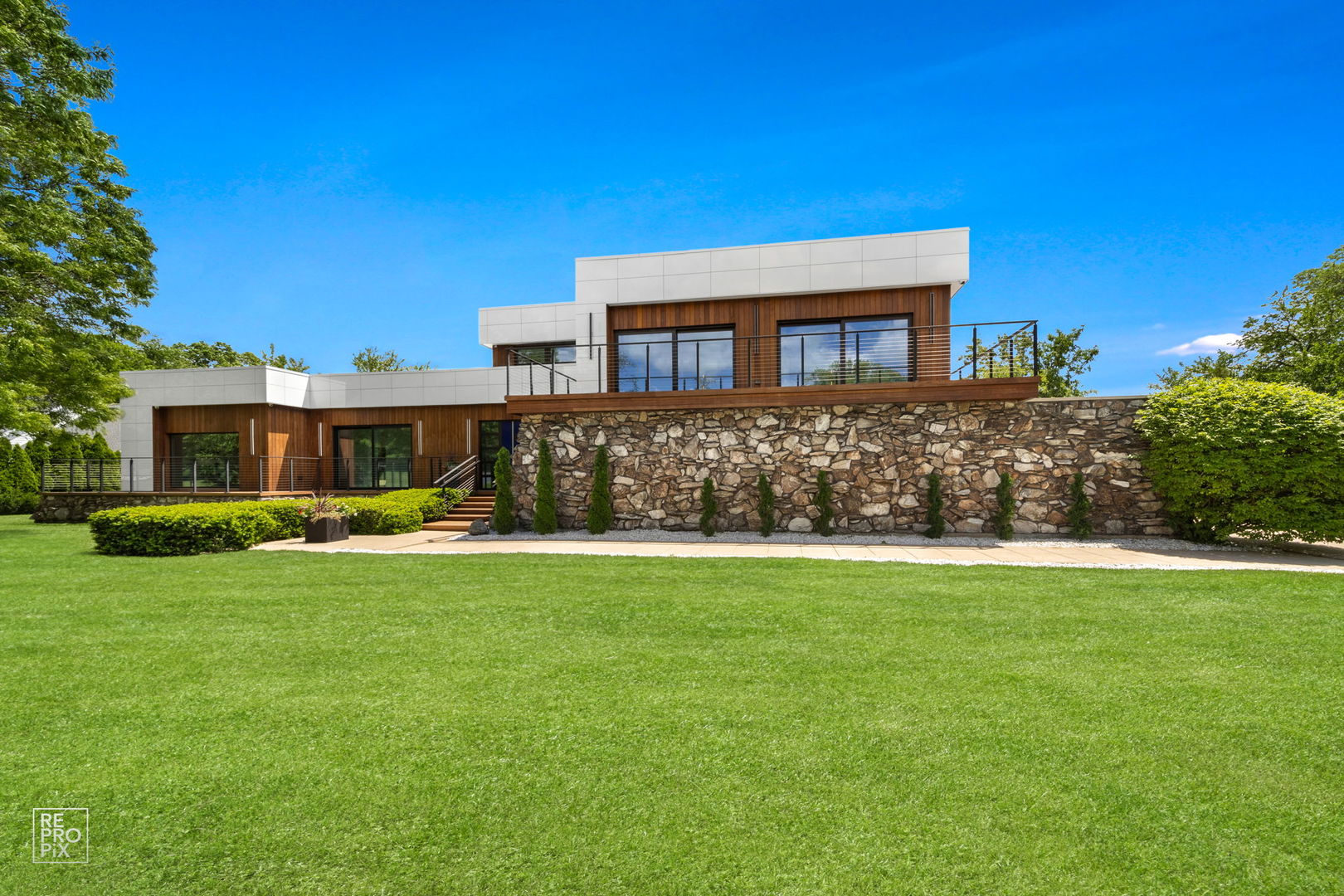 15 Royal Vale Drive