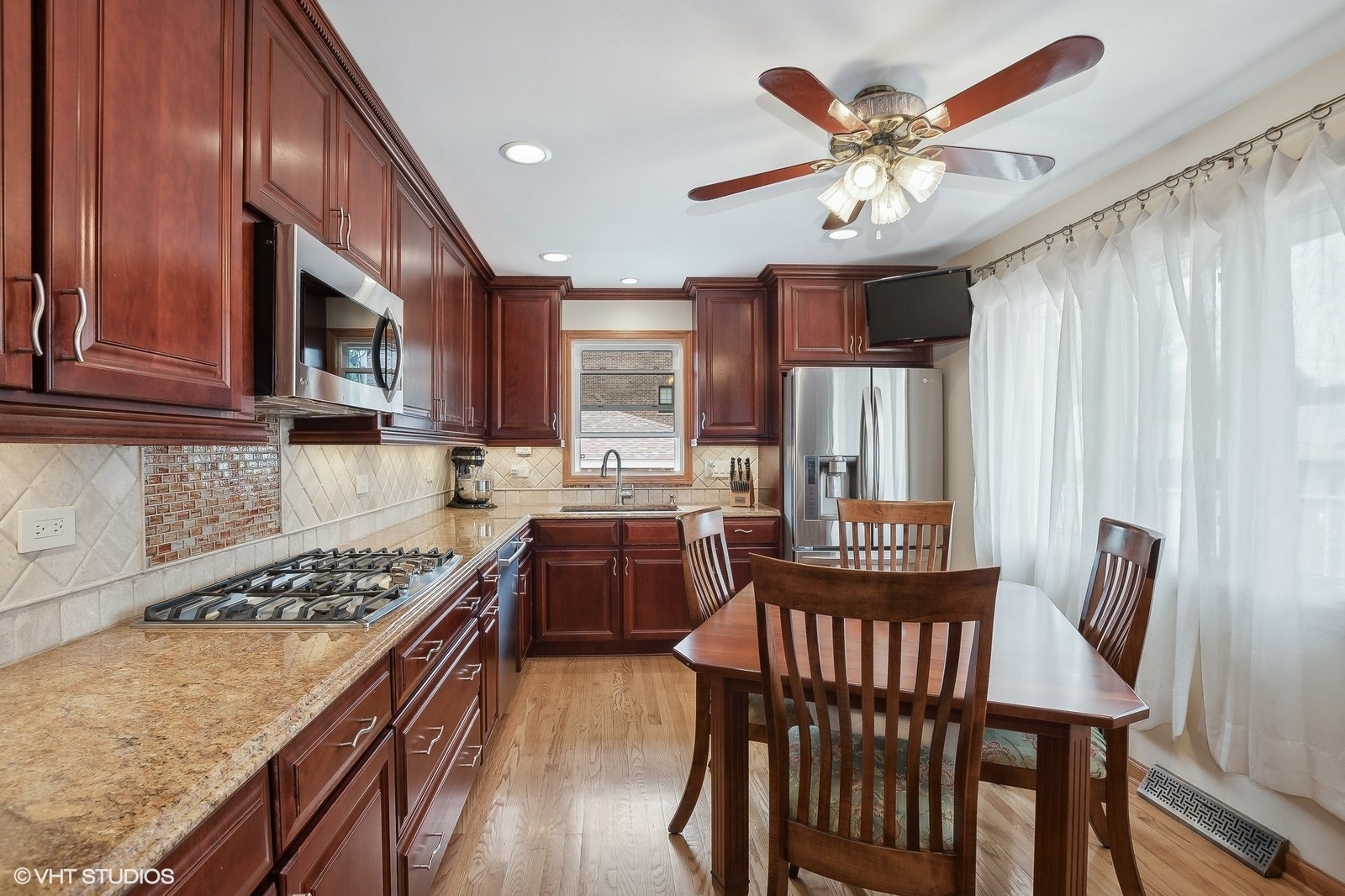 7900 W 72nd Street