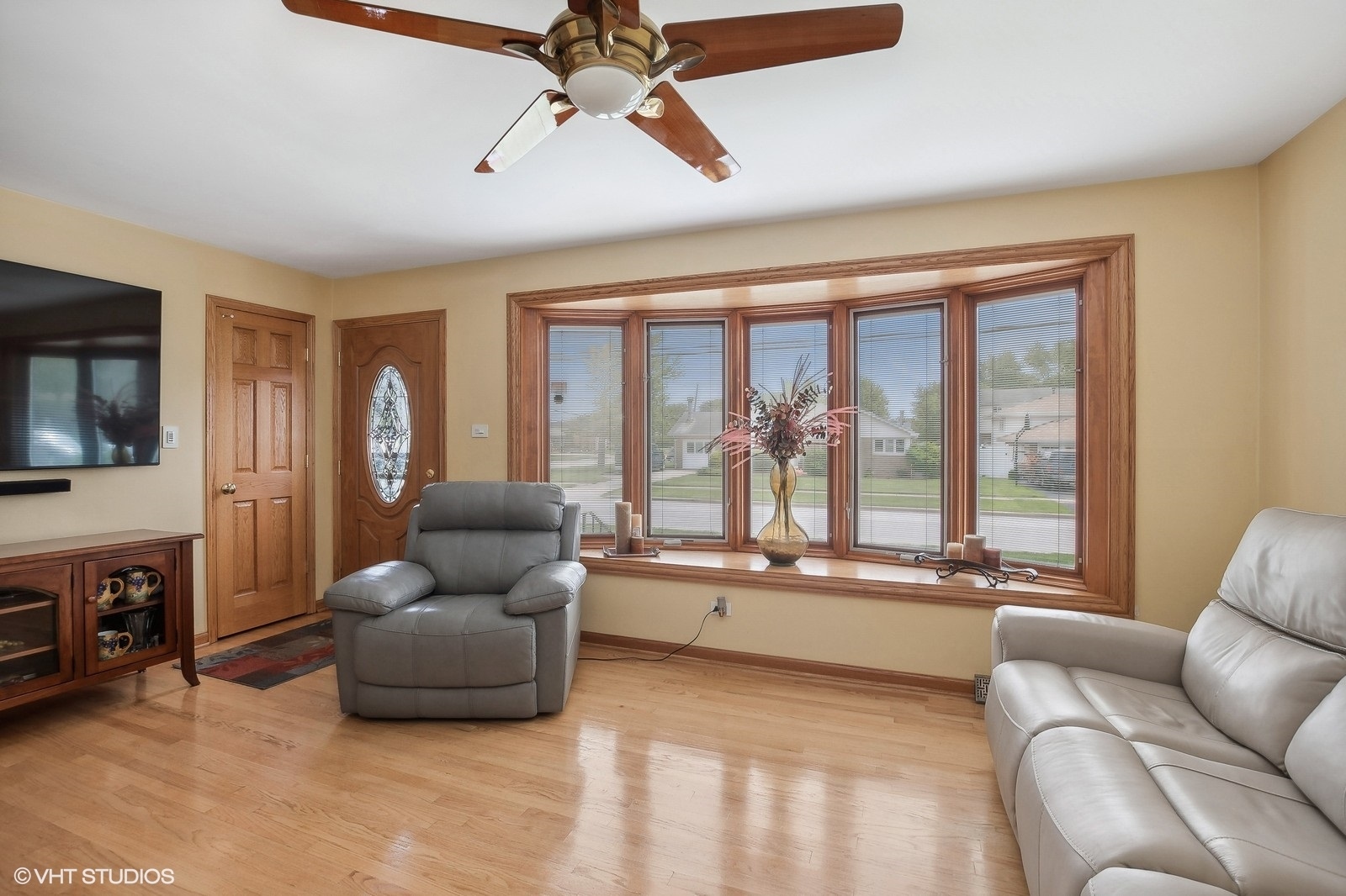 7900 W 72nd Street
