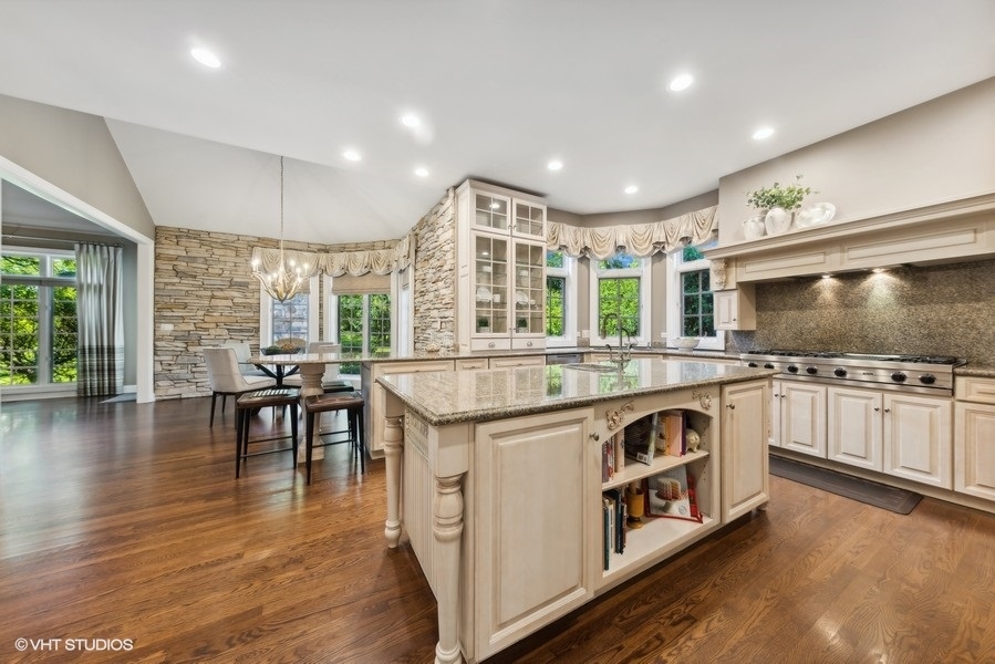 218 W 4th Street