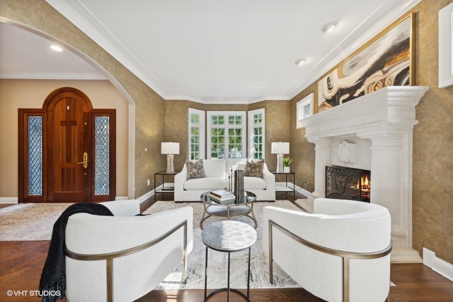 218 W 4th Street