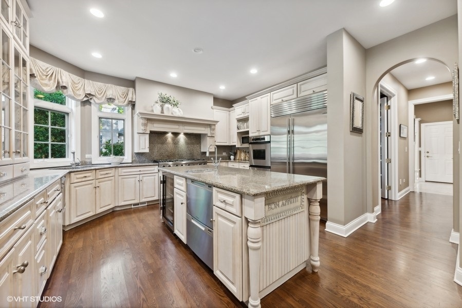 218 W 4th Street