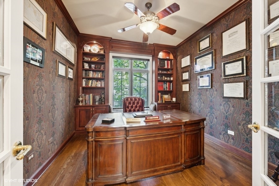 218 W 4th Street