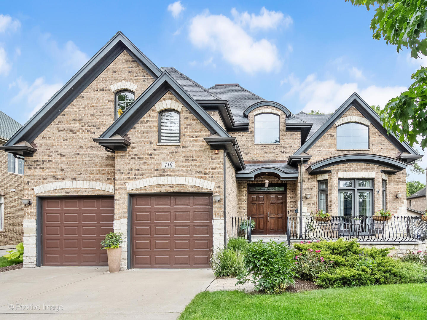 119 Iroquois Drive
