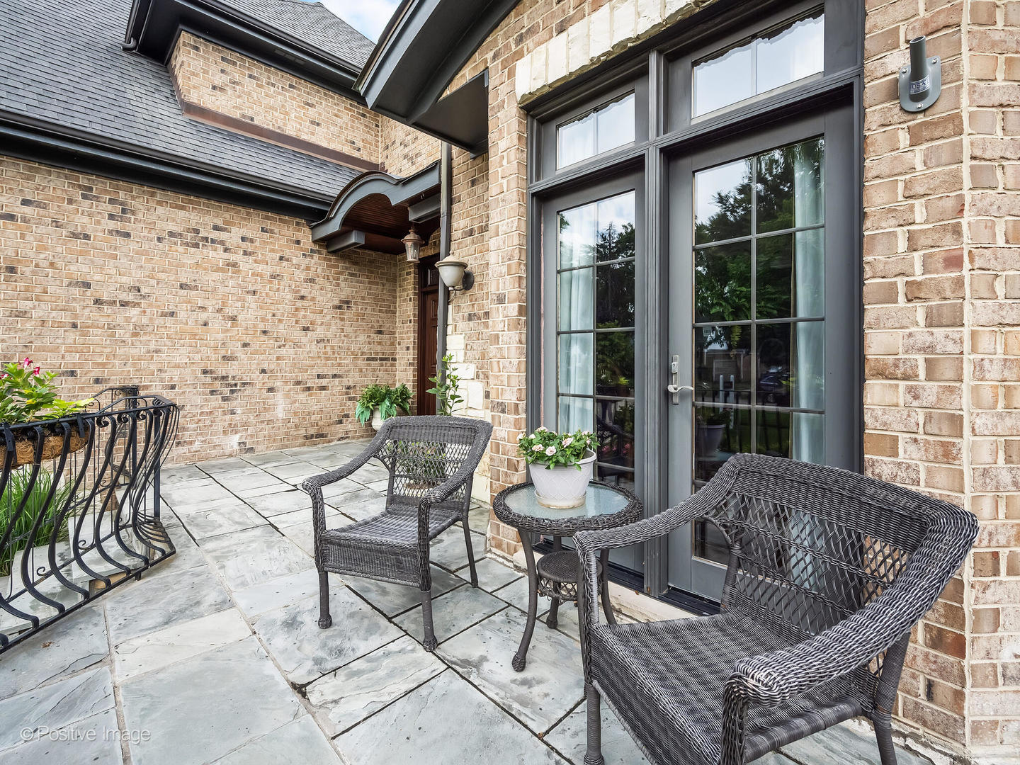 119 Iroquois Drive