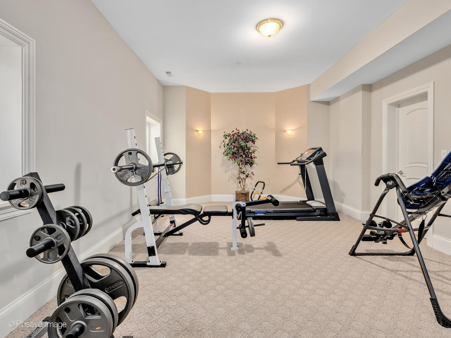119 Iroquois Drive