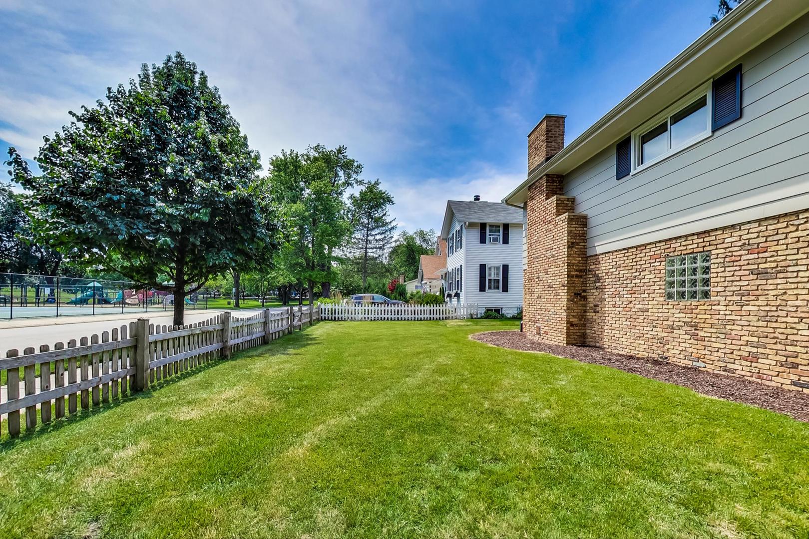 731 Town Place