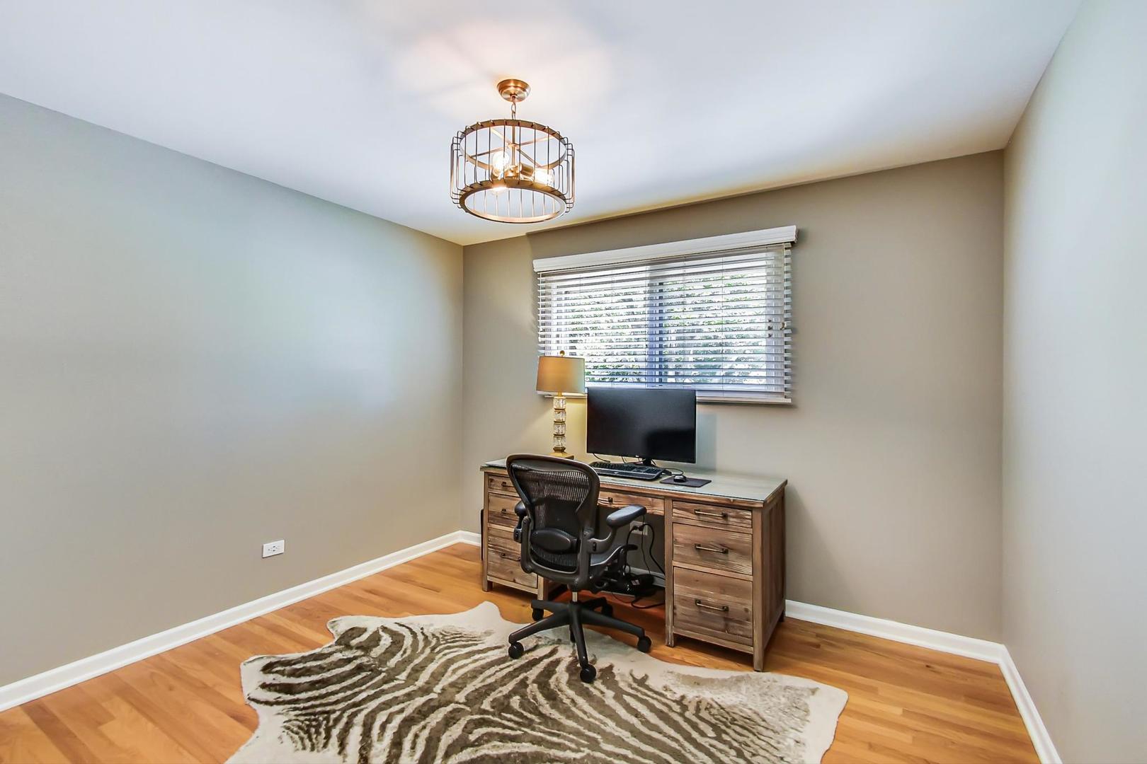 731 Town Place