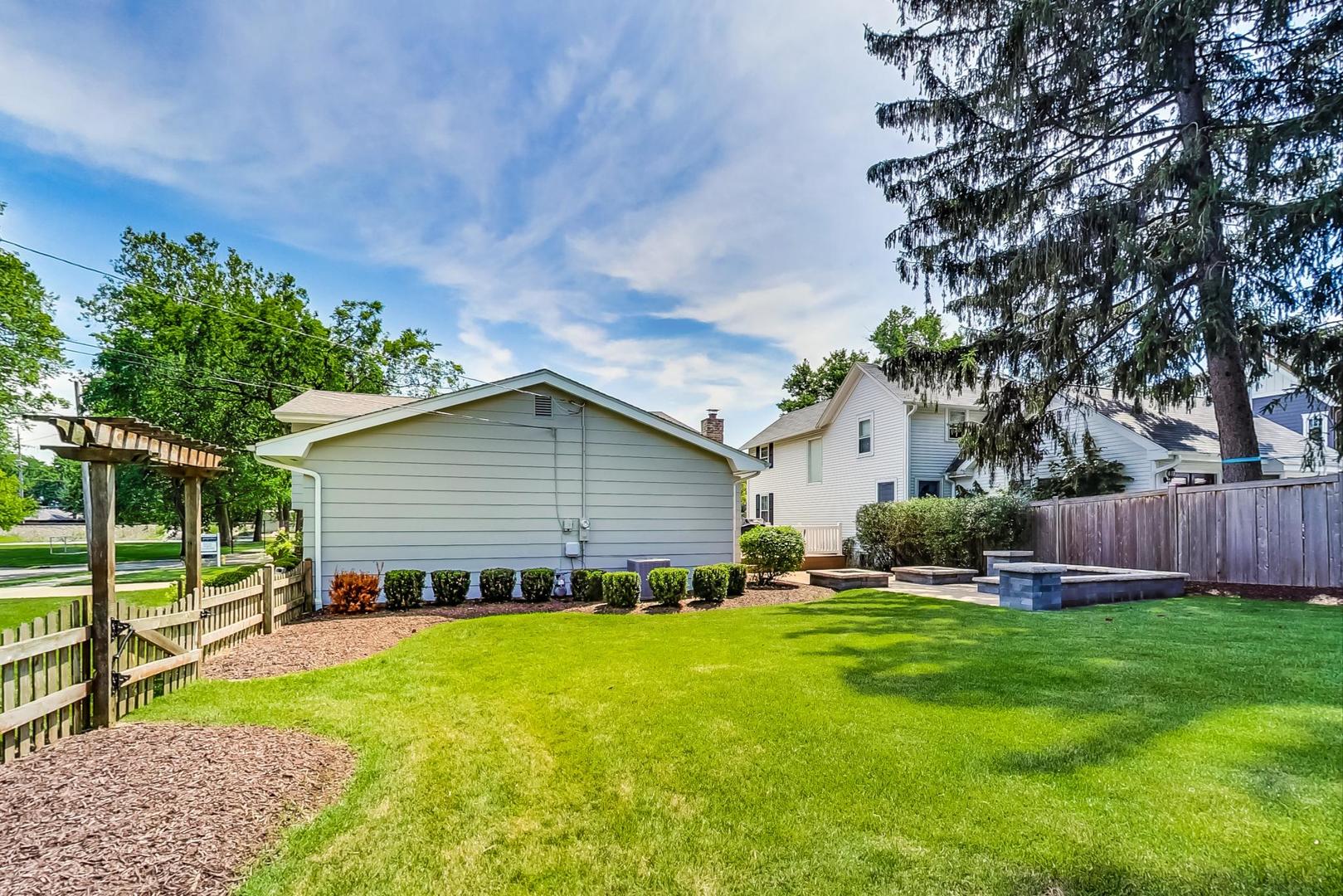 731 Town Place