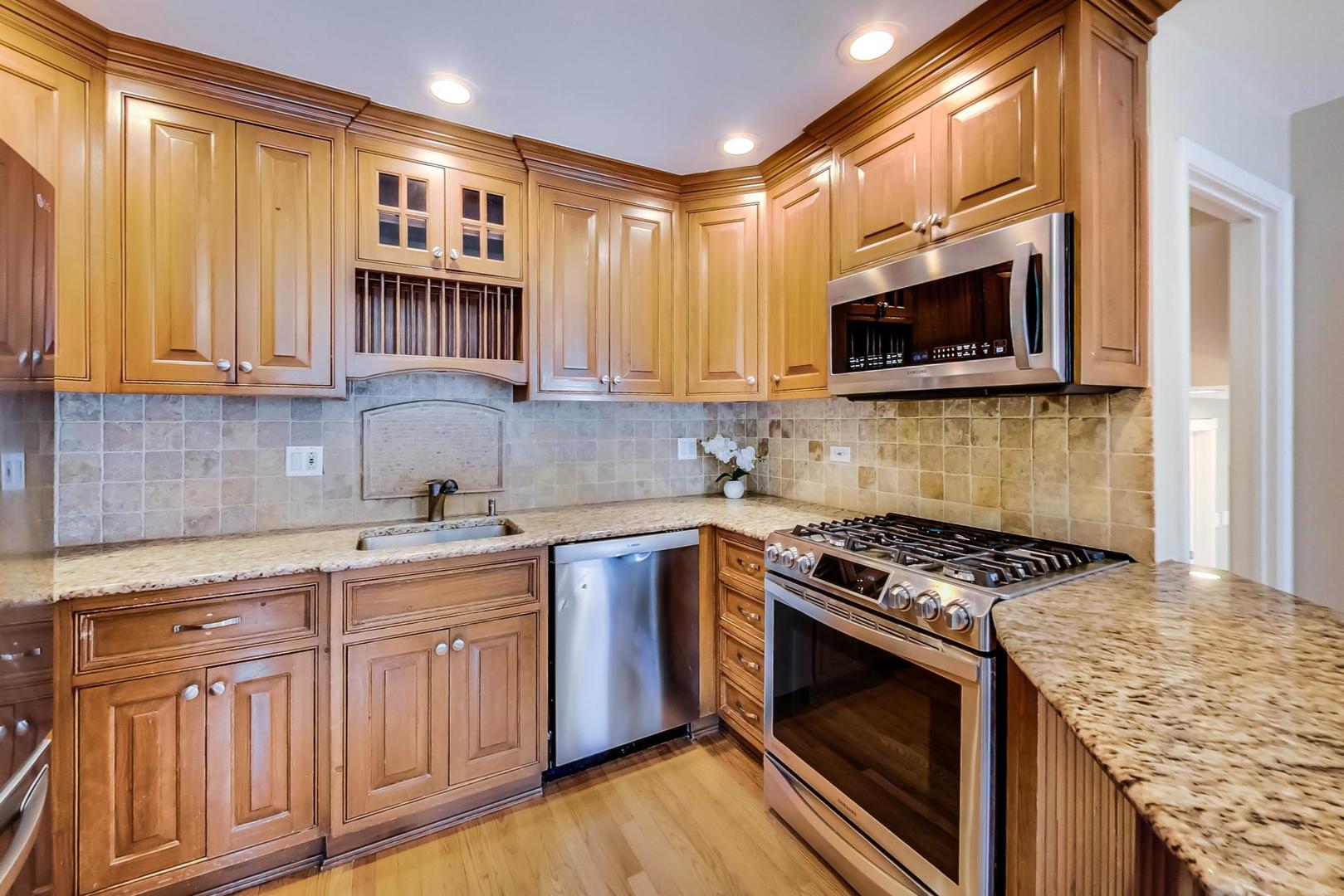 731 Town Place
