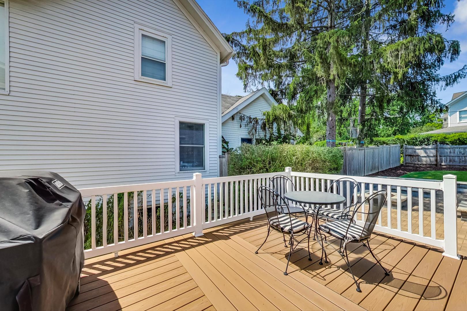 731 Town Place