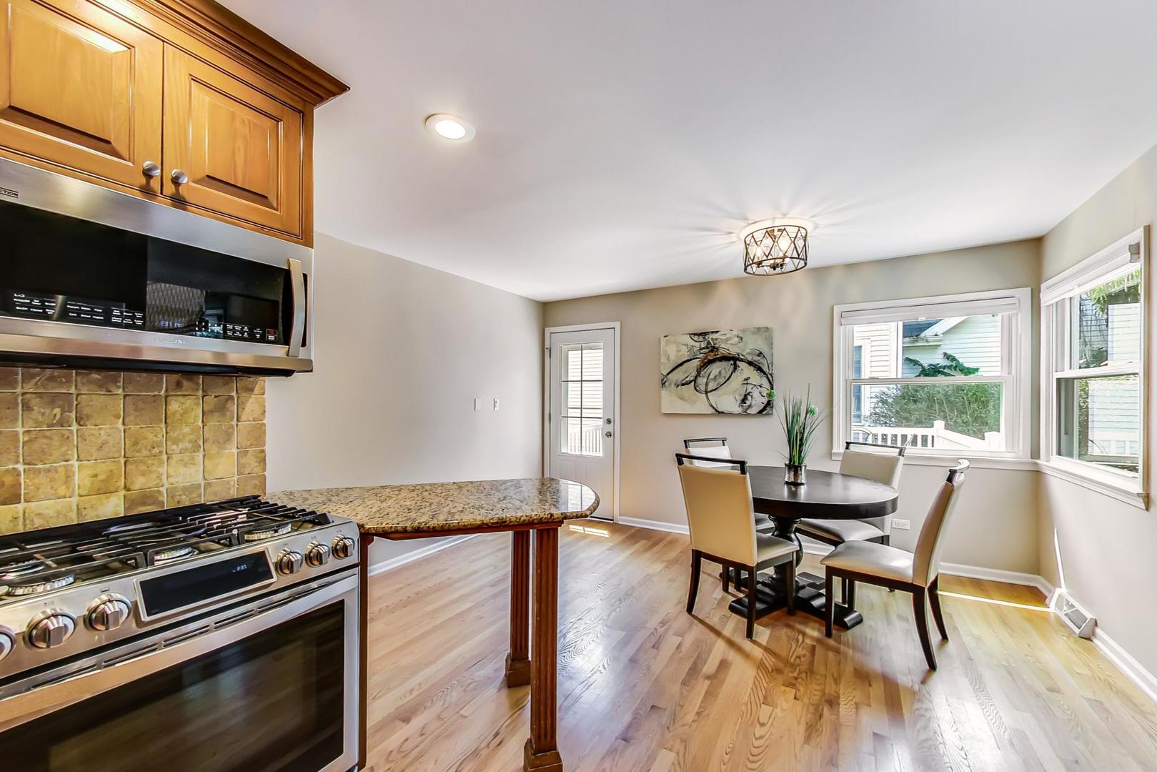 731 Town Place
