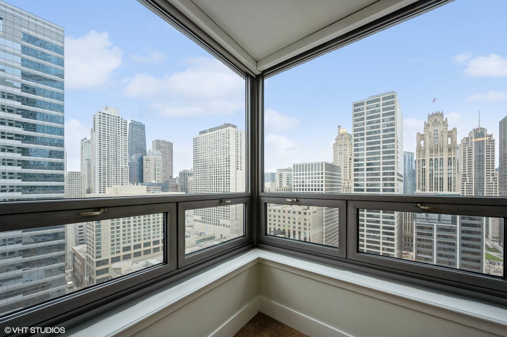 440 N Wabash Avenue Unit: 2808