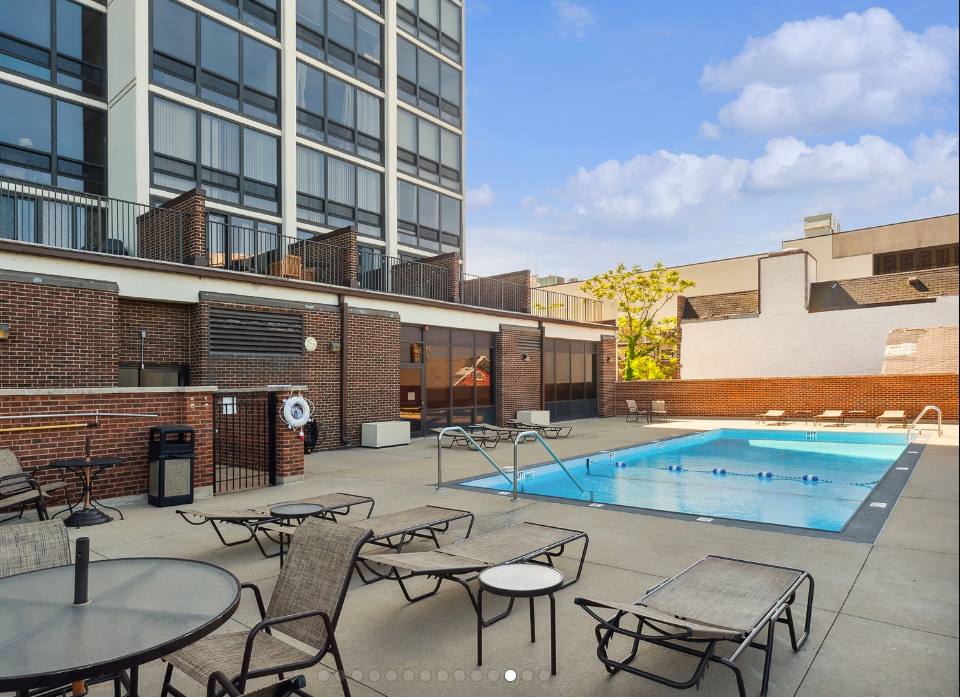 1636 N WELLS Street Unit: 2112