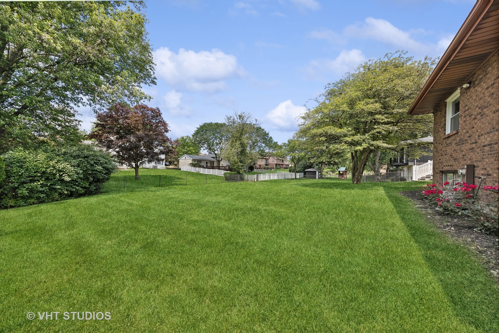 8460 Dolfor Cove