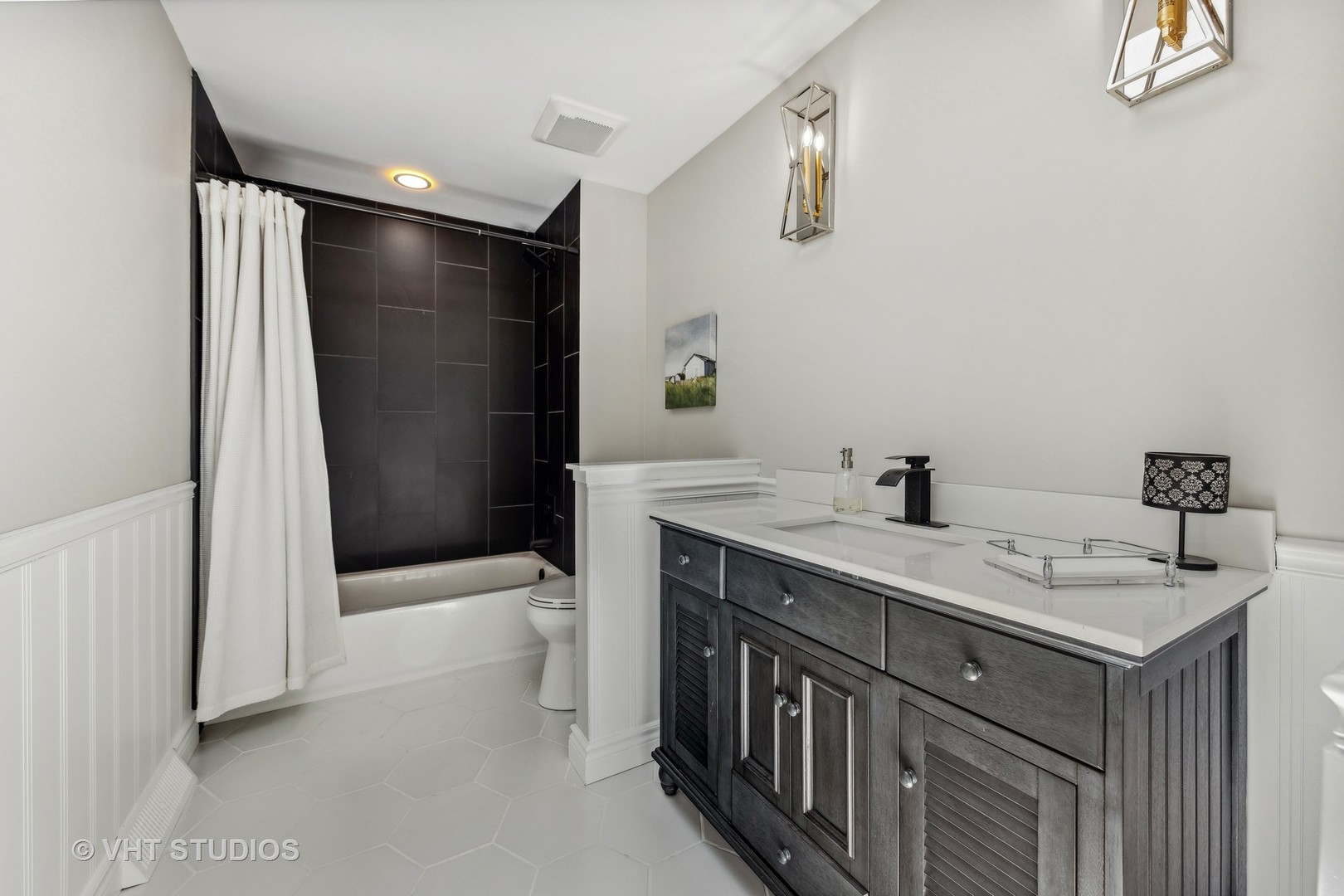 8460 Dolfor Cove