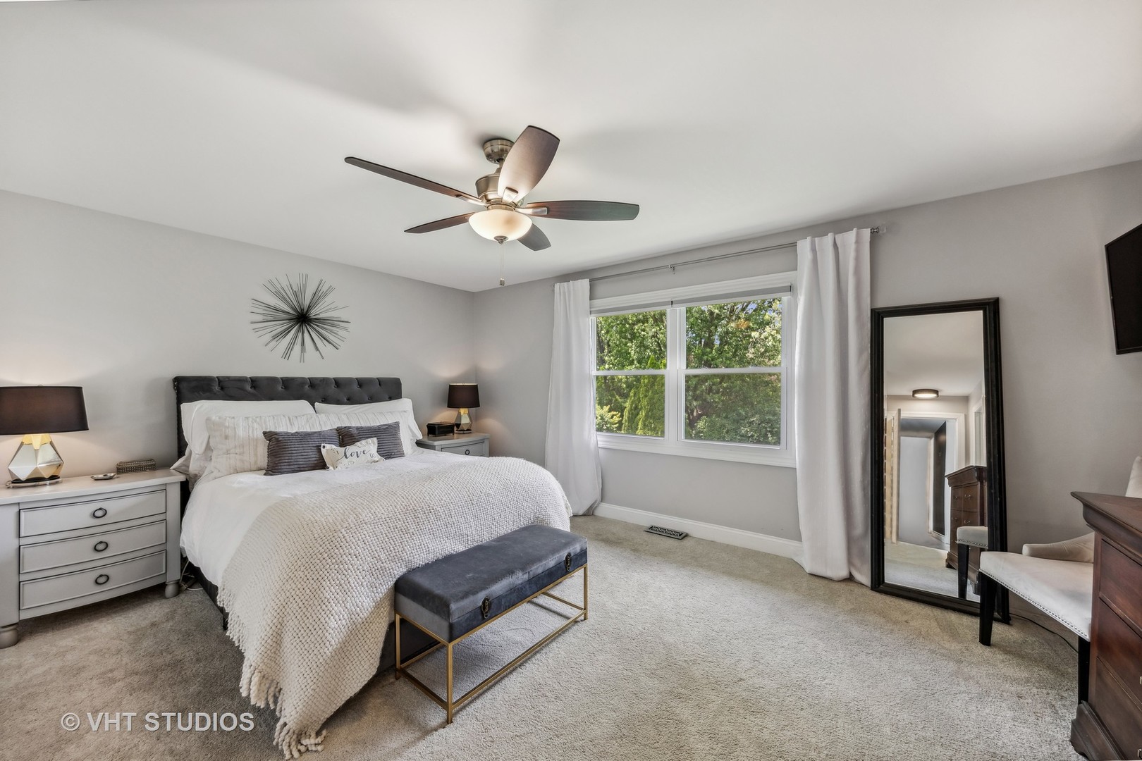 8460 Dolfor Cove