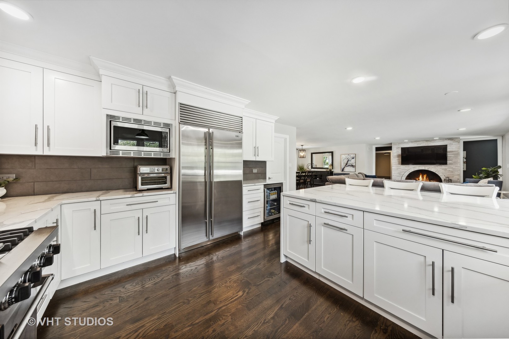 8460 Dolfor Cove