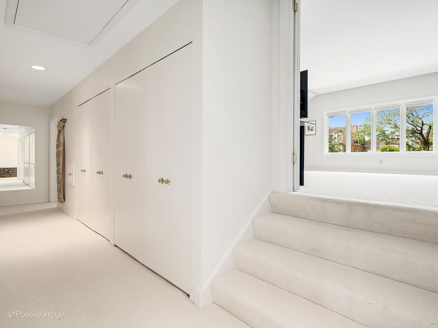 1025 Laurie Lane