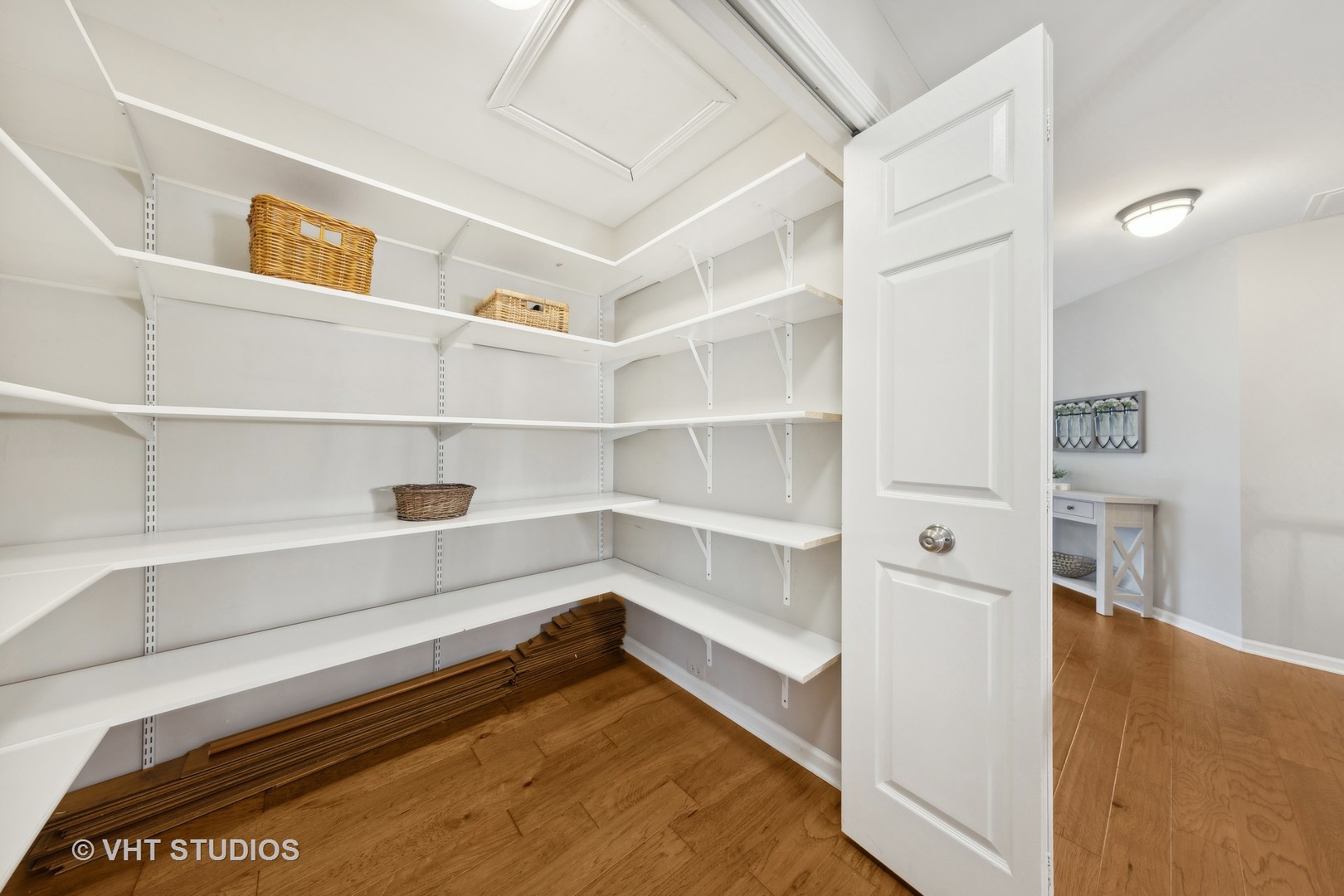 1121 Foxtail Court Unit: 1121