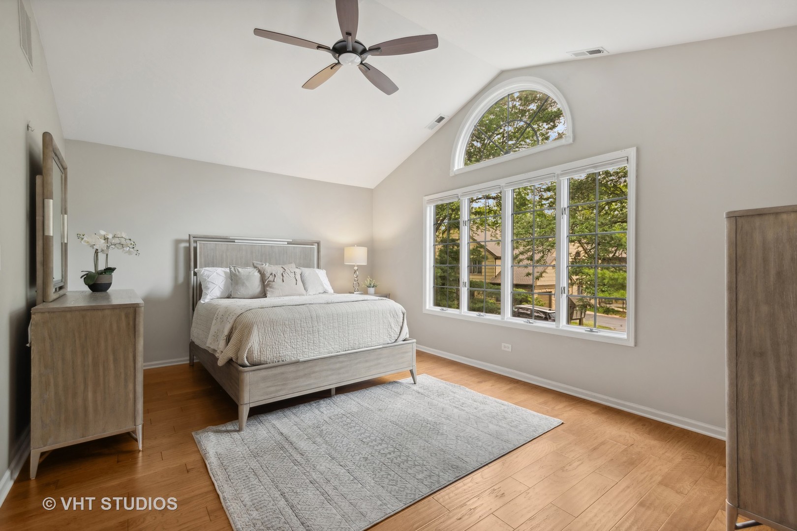 1121 Foxtail Court Unit: 1121