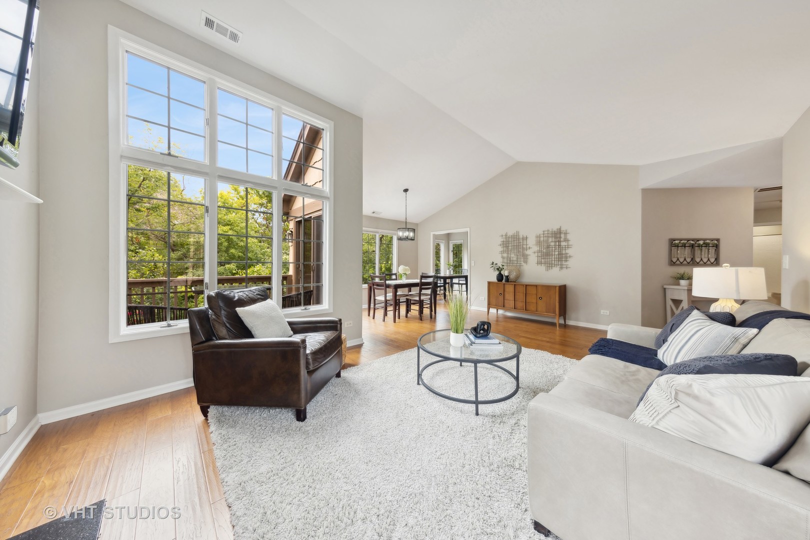 1121 Foxtail Court Unit: 1121