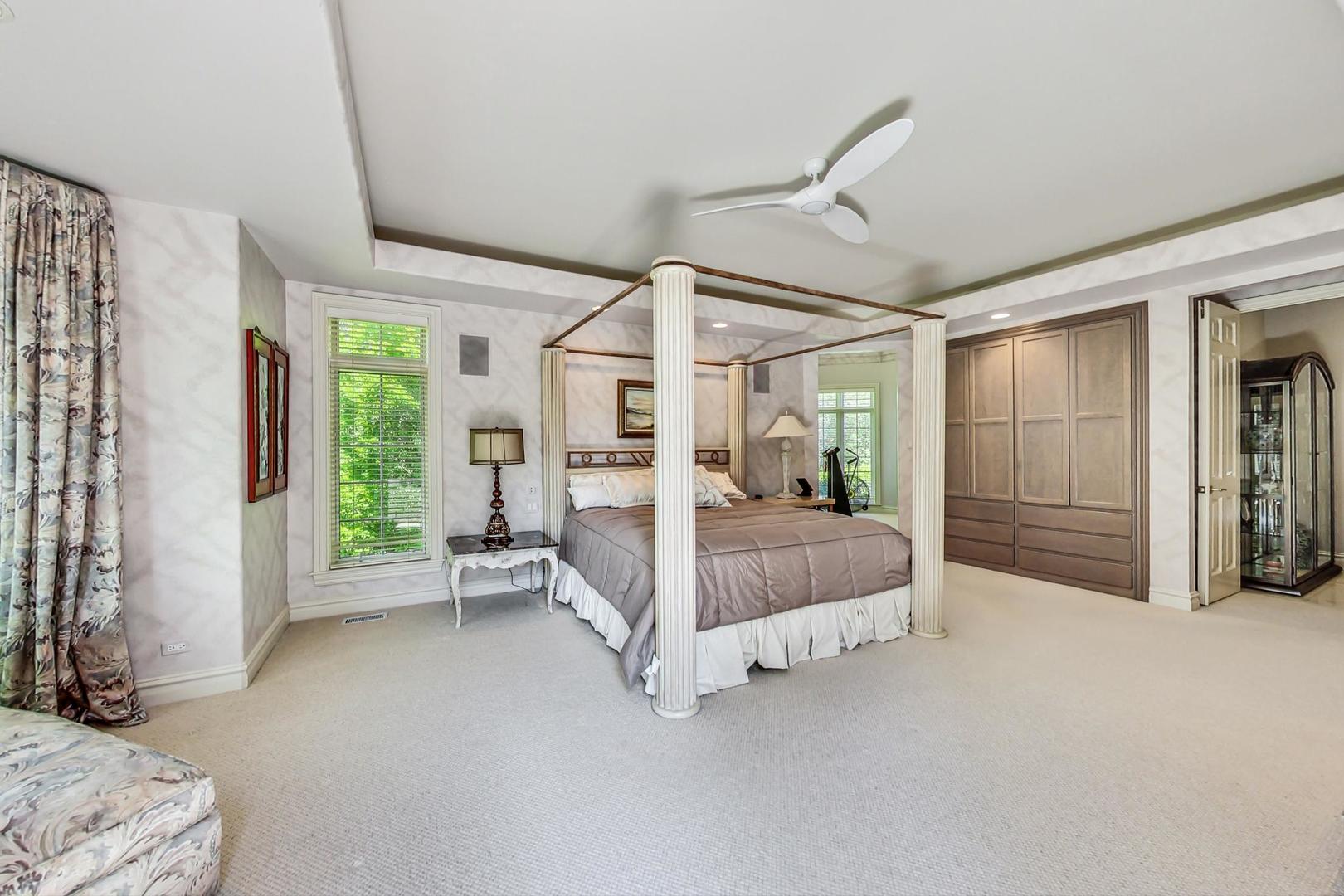 82 Breakenridge Farm