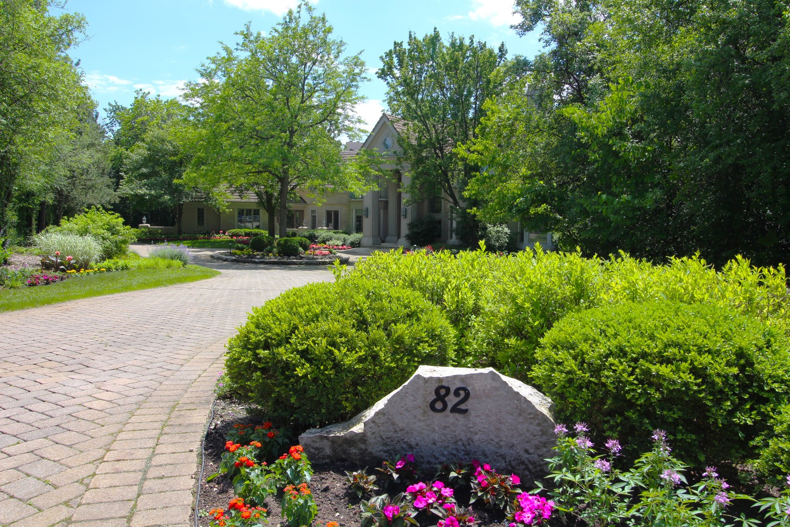 82 Breakenridge Farm