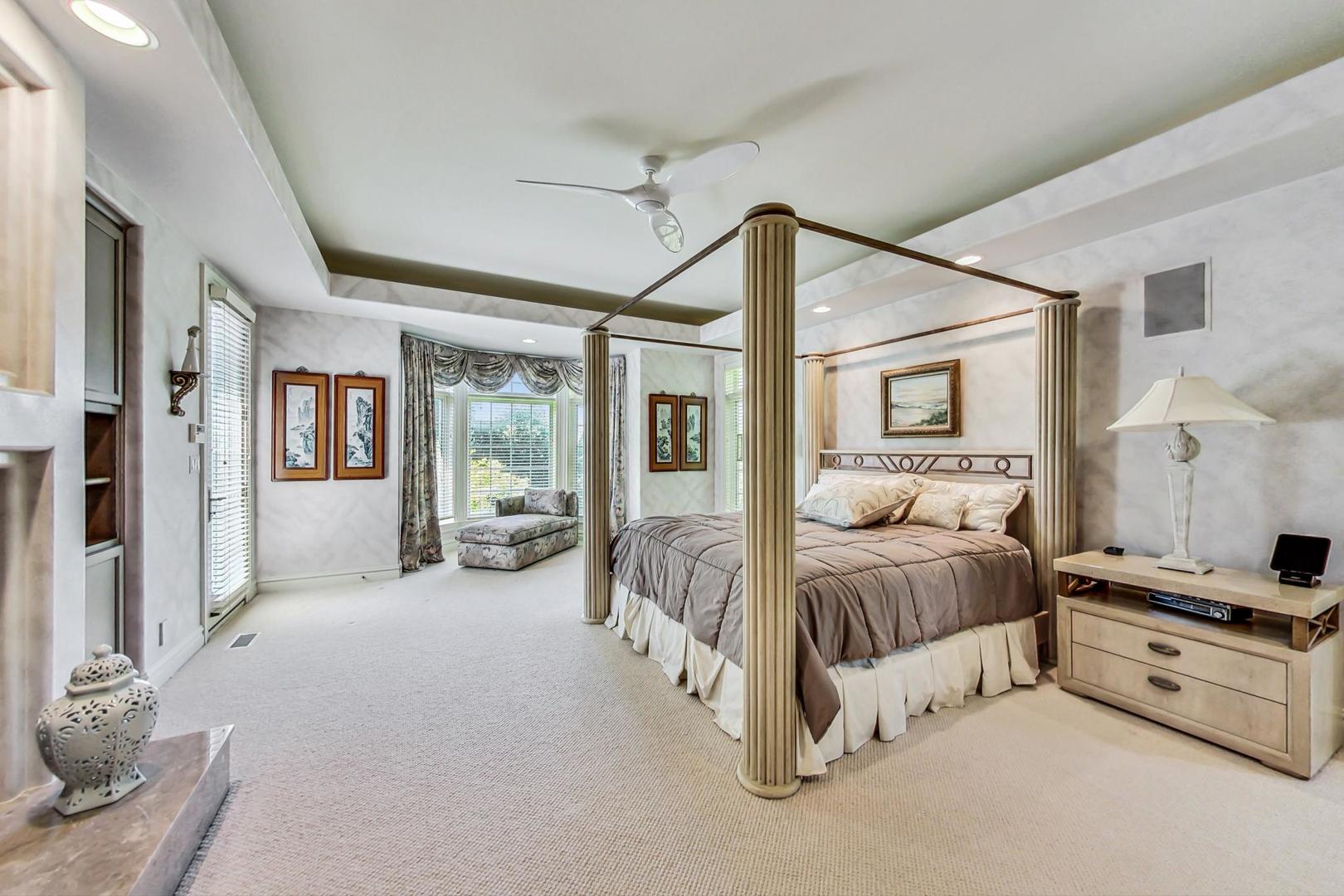82 Breakenridge Farm