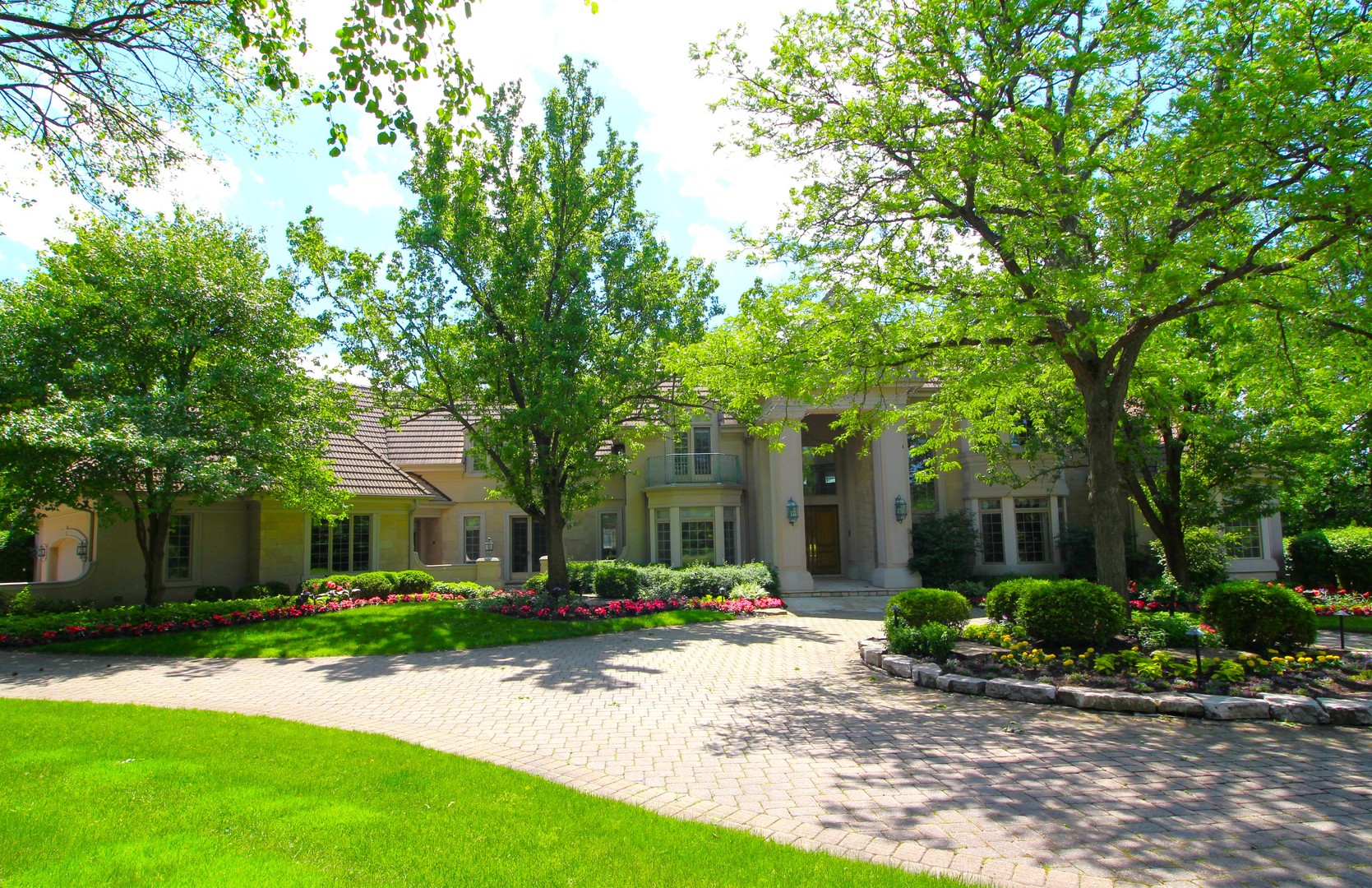 82 Breakenridge Farm