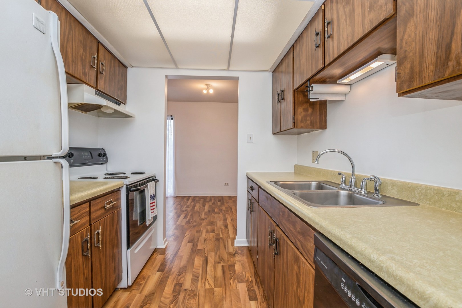 12825 S Kenneth Avenue Unit: D6