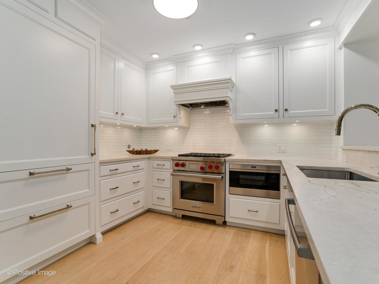 270 E Pearson Street Unit: 303