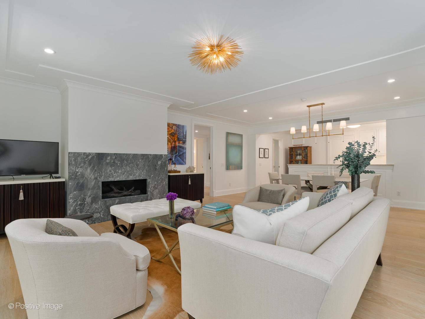 270 E Pearson Street Unit: 303