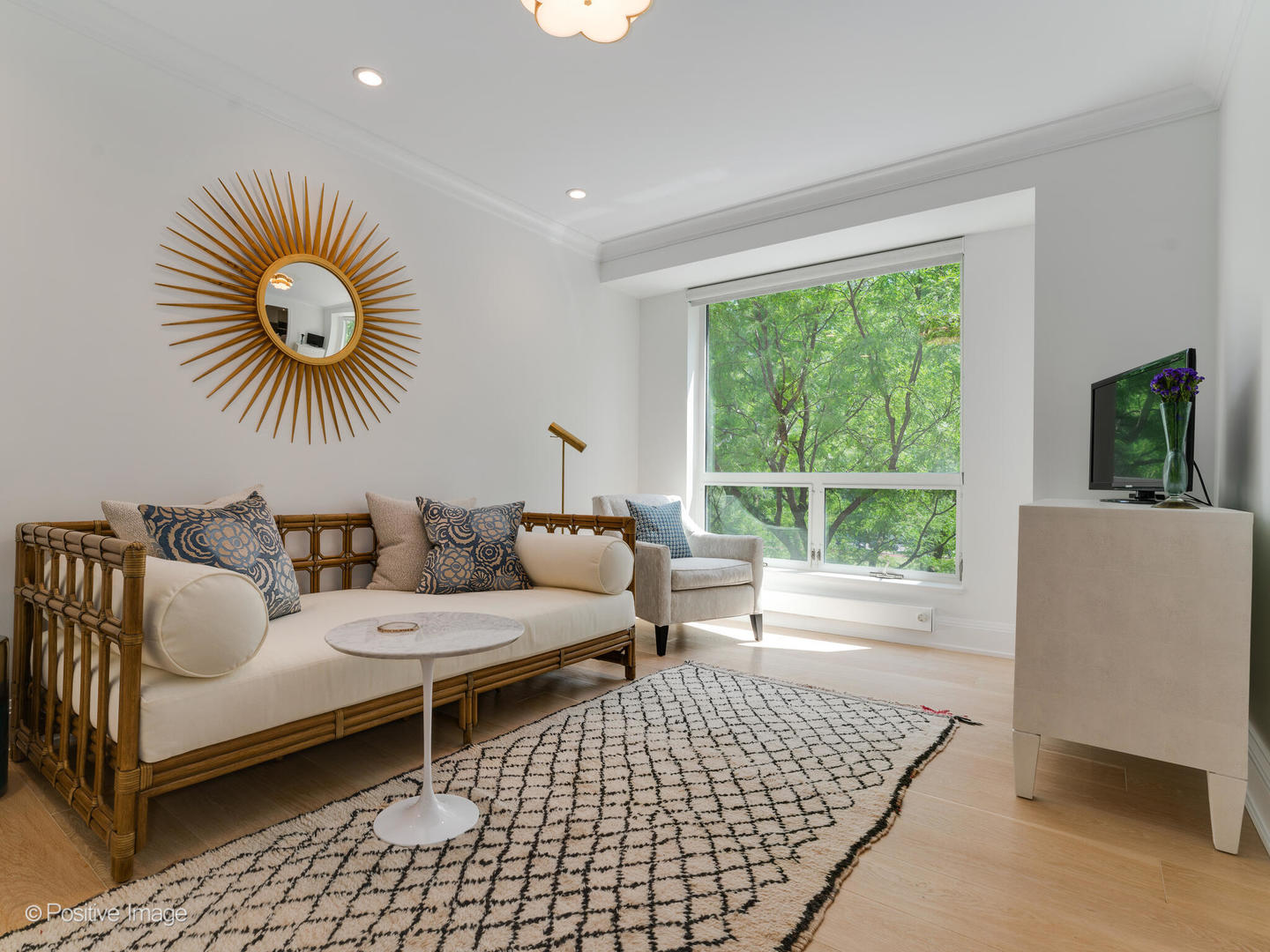270 E Pearson Street Unit: 303