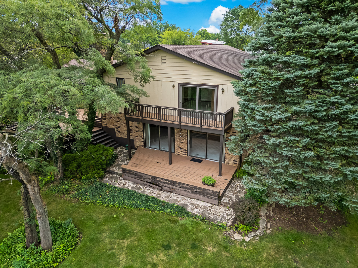 8502 Carriage Green Drive
