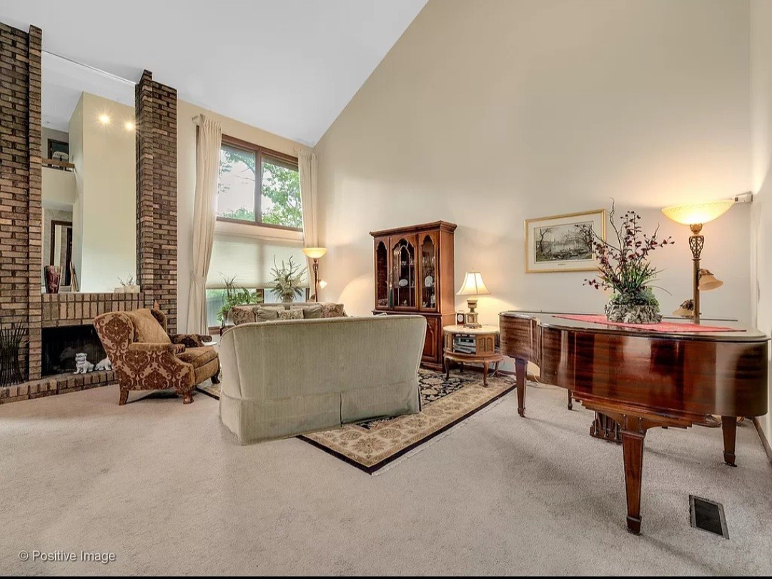 1008 Braemoor Drive