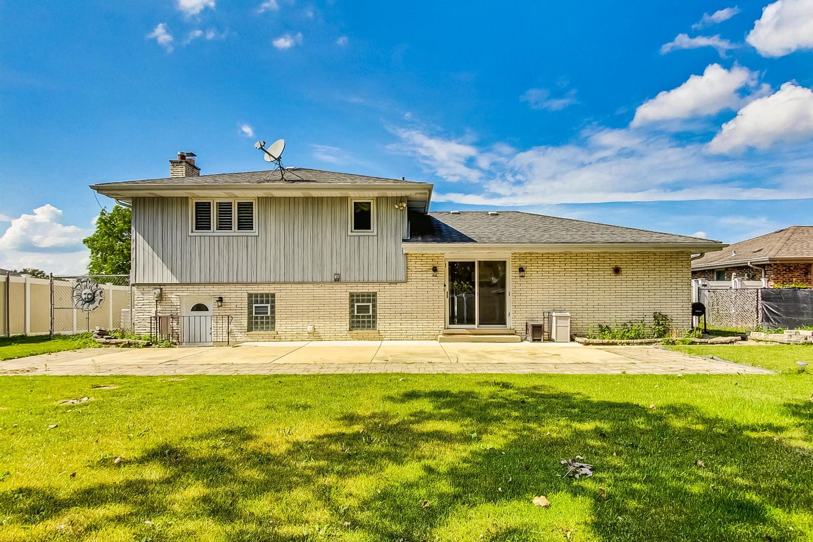 7833 Sycamore Drive