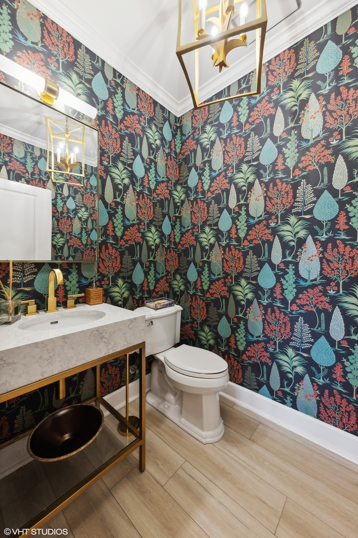 8 E KENNEDY Lane Unit: 308