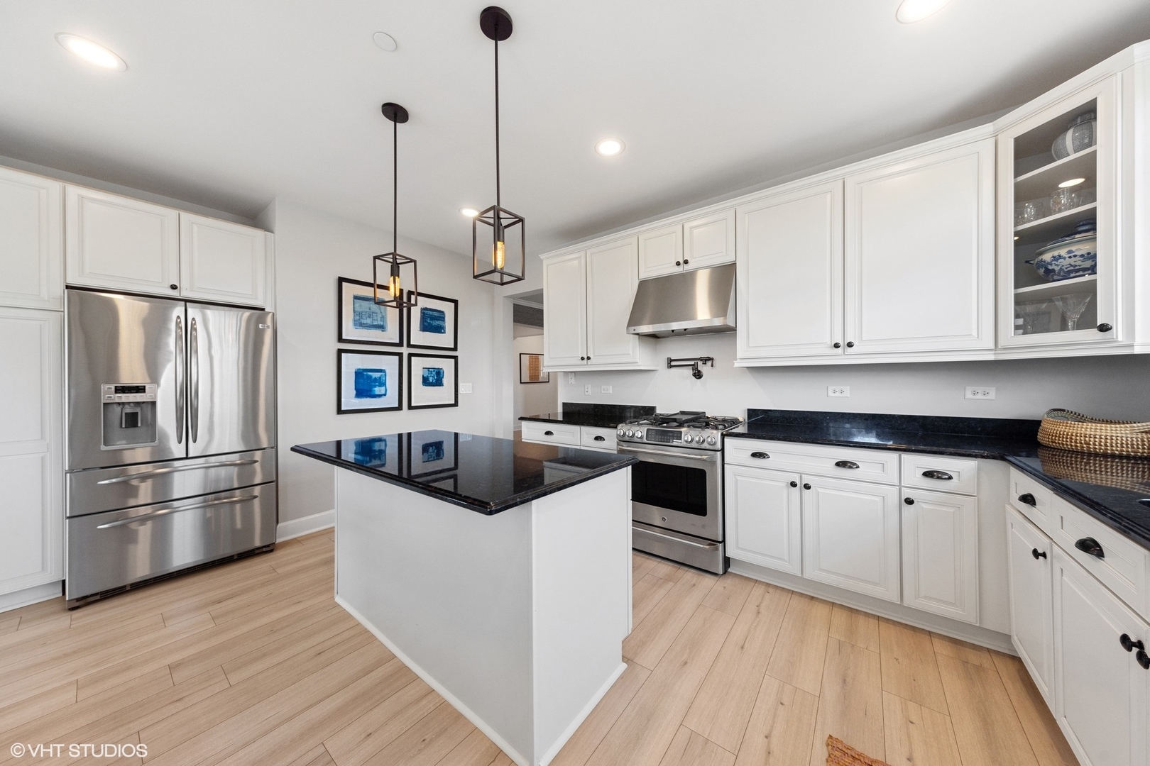 8 E KENNEDY Lane Unit: 308